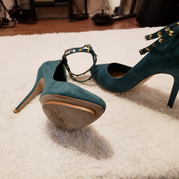 Turquoise heels - Picture 4 of 4